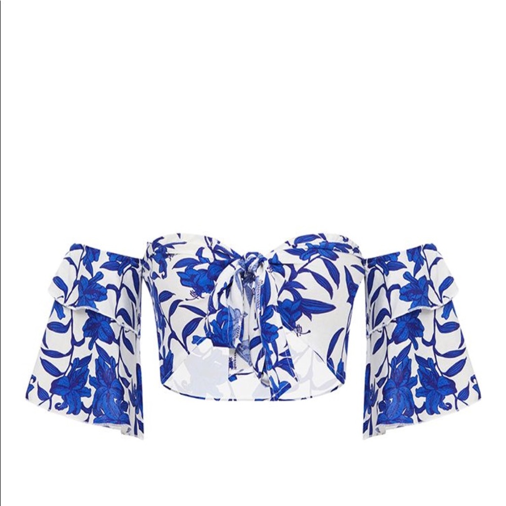 Tie top